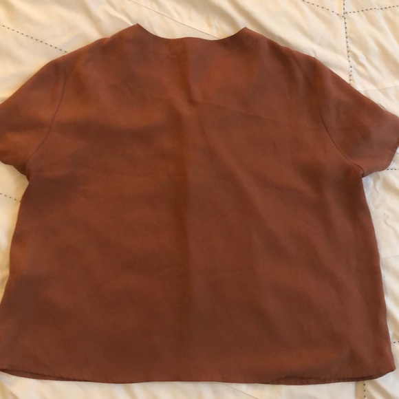 Size Large Mauve Shirt With A Tie Front! - Picture 3 of 4